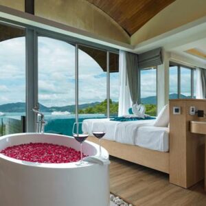 Crest Resort and Pool Villas Phuket